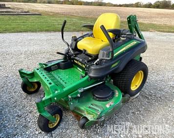 Main image John Deere Z925M